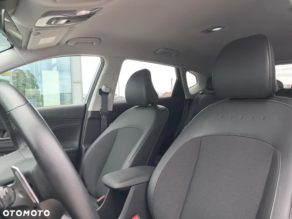 Hyundai Kona 65kWh Executive - 16