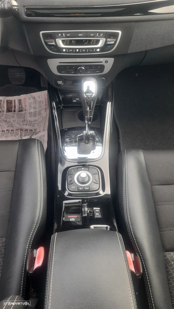 Renault Mégane Sport Tourer 1.5 dCi Bose Edition EDC J18 - 27