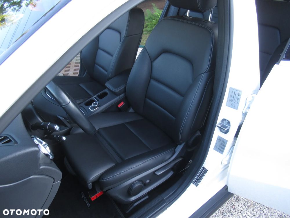 Mercedes-Benz GLA 200 7G-DCT Style - 6