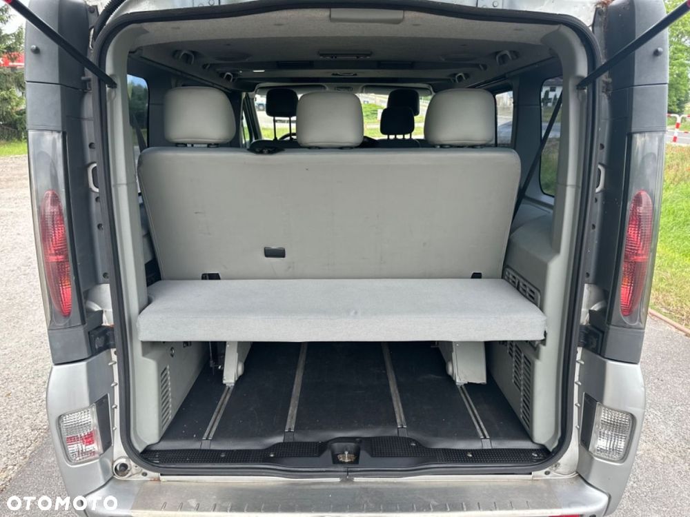 Opel Vivaro - 19