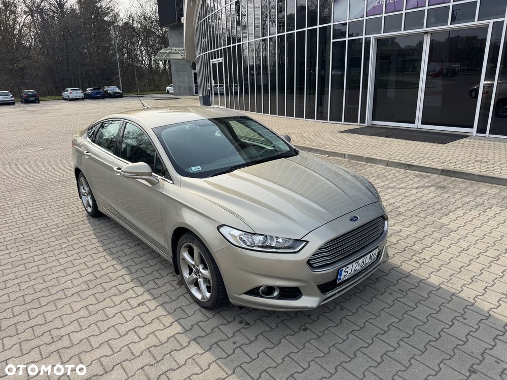 Ford Fusion - 4