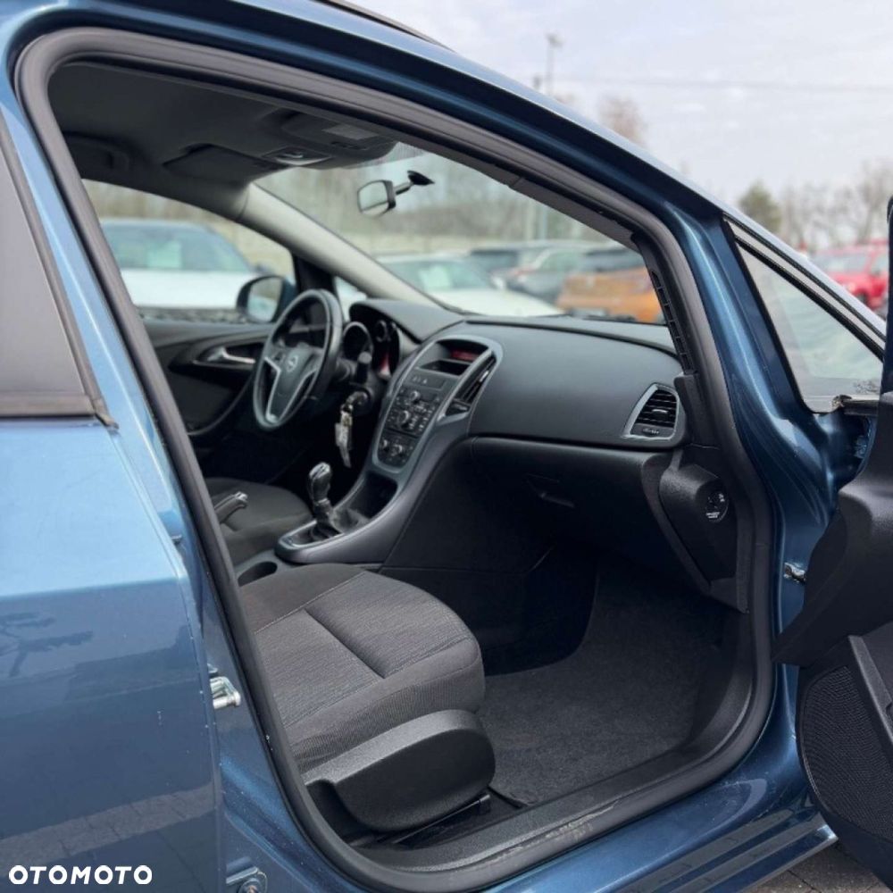 Opel Astra - 37