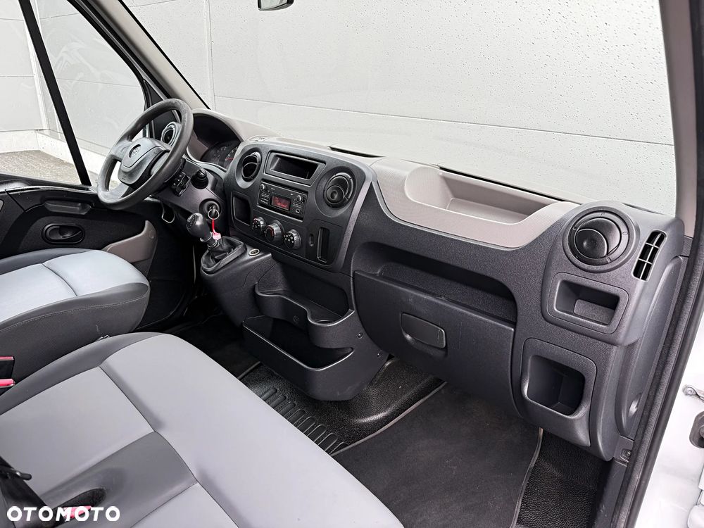 Opel Movano - 28