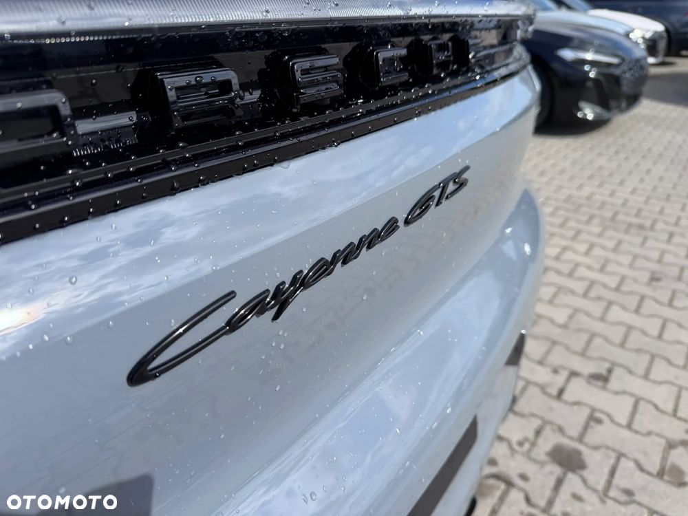 Porsche Cayenne - 19