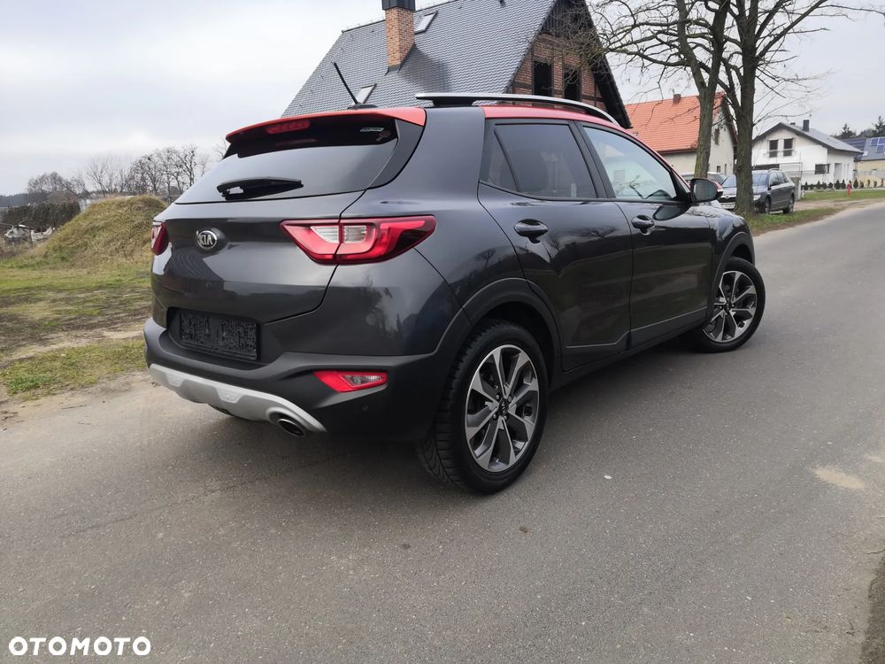 Kia Stonic - 5