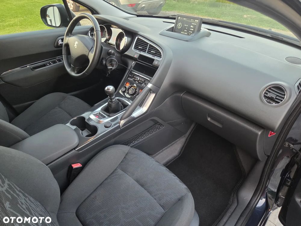 Peugeot 3008 HDi 115 Allure - 7