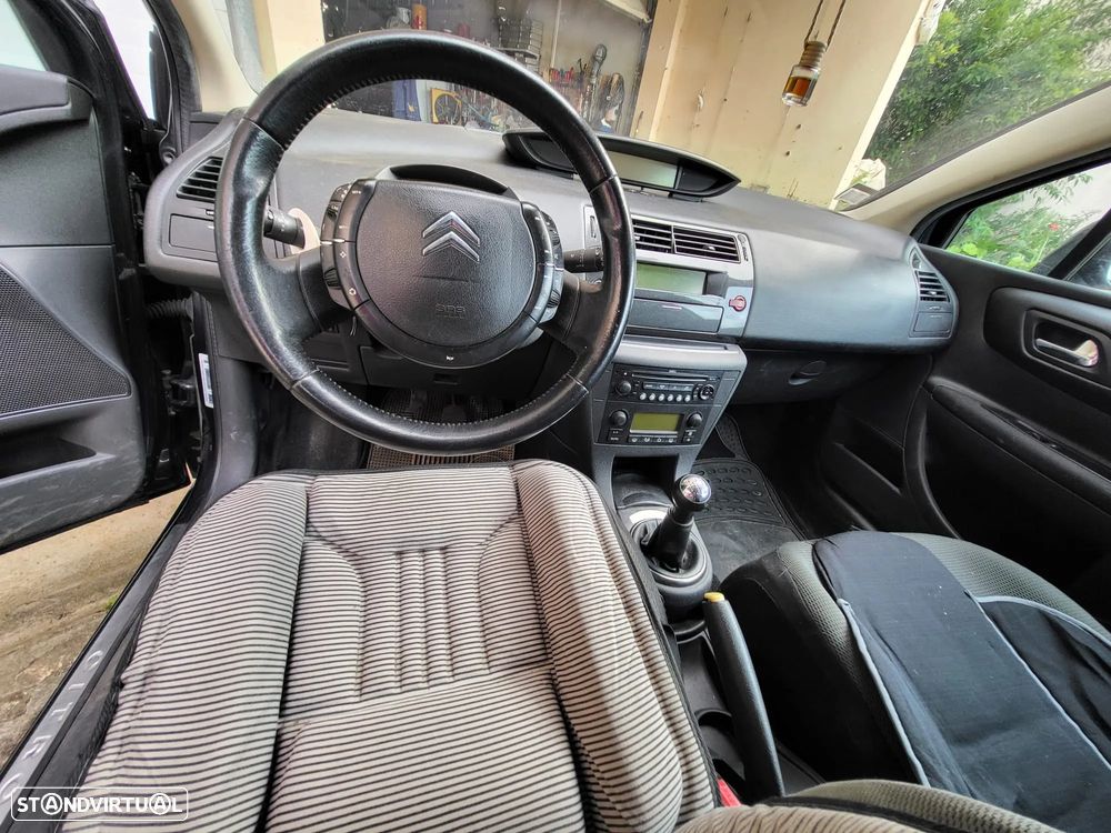 Citroën C4 - 4