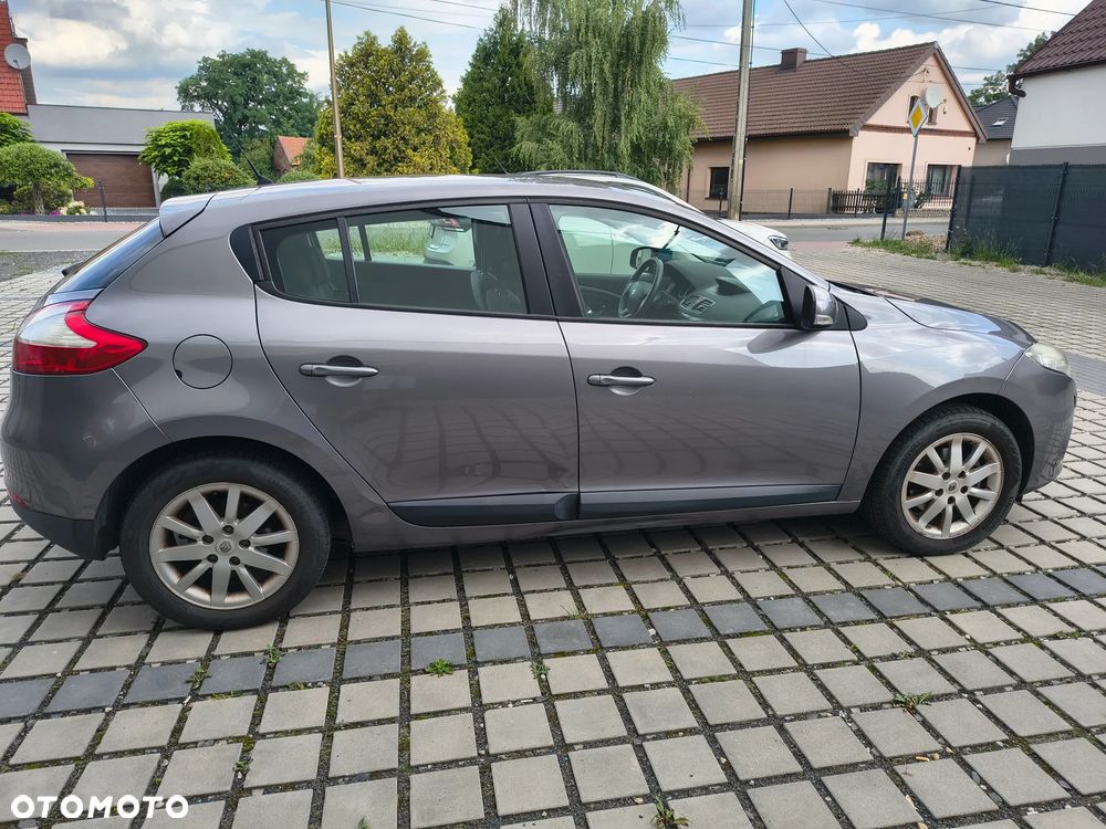 Renault Megane 1.6 16V Generation - 8