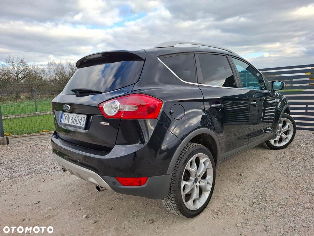 Ford Kuga 2.0 TDCi 2x4 Titanium - 10