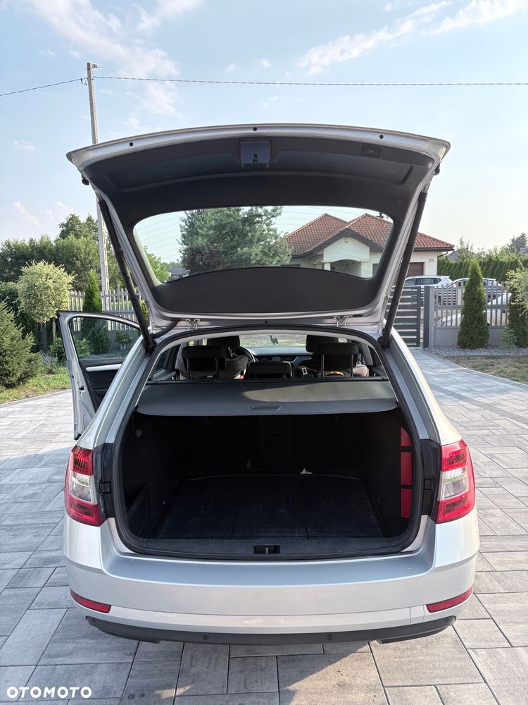 Skoda Octavia 1.6 TDI SCR Ambition - 9