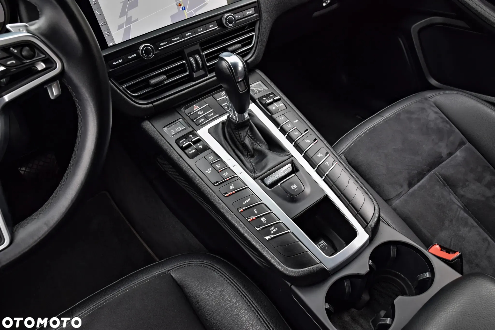 Porsche Macan Standard - 34