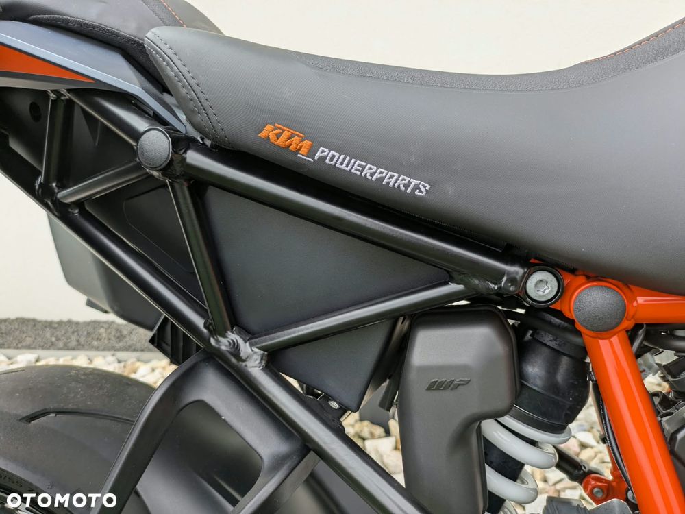 KTM Super Duke - 19