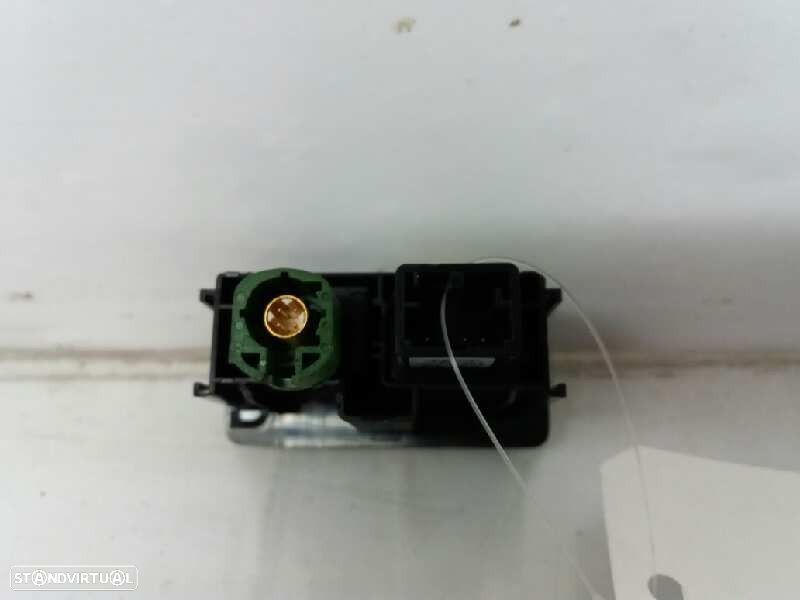 CONSOLA USB SEAT LEON 2013 -5G0035222 - 1