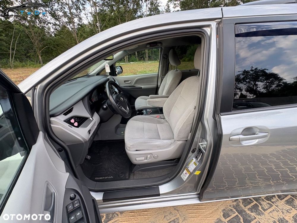Toyota Sienna 3.5 V6 Limited AWD - 22
