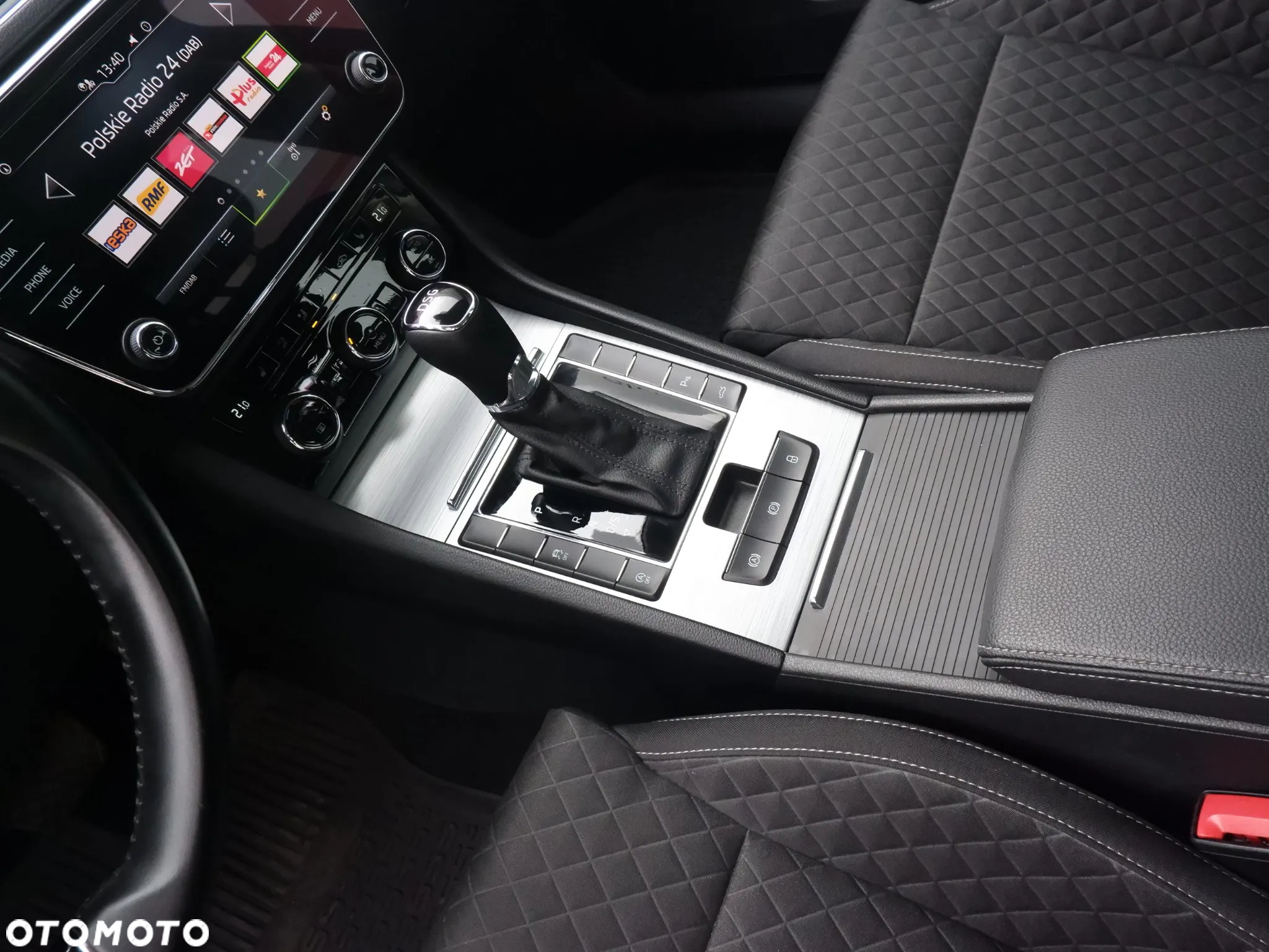 Skoda Superb 2.0 TSI Ambition DSG - 36