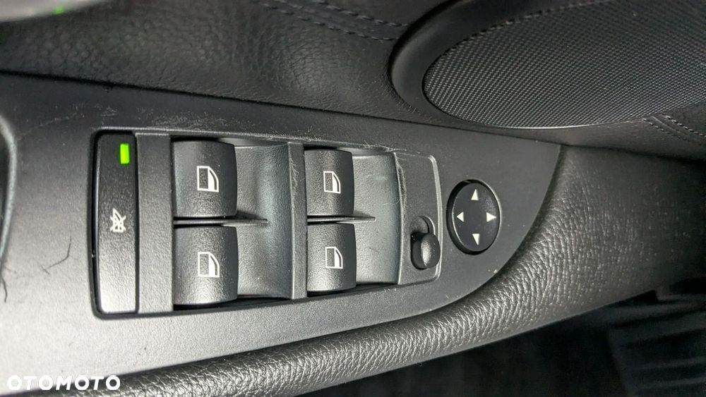 BMW Seria 5 - 35
