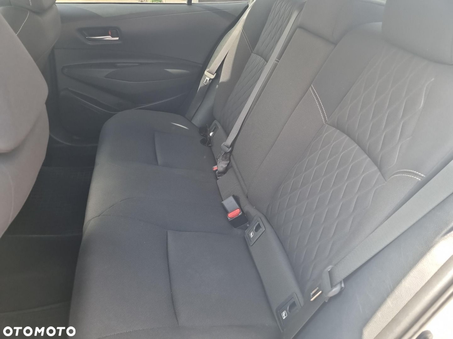 Toyota Corolla - 14
