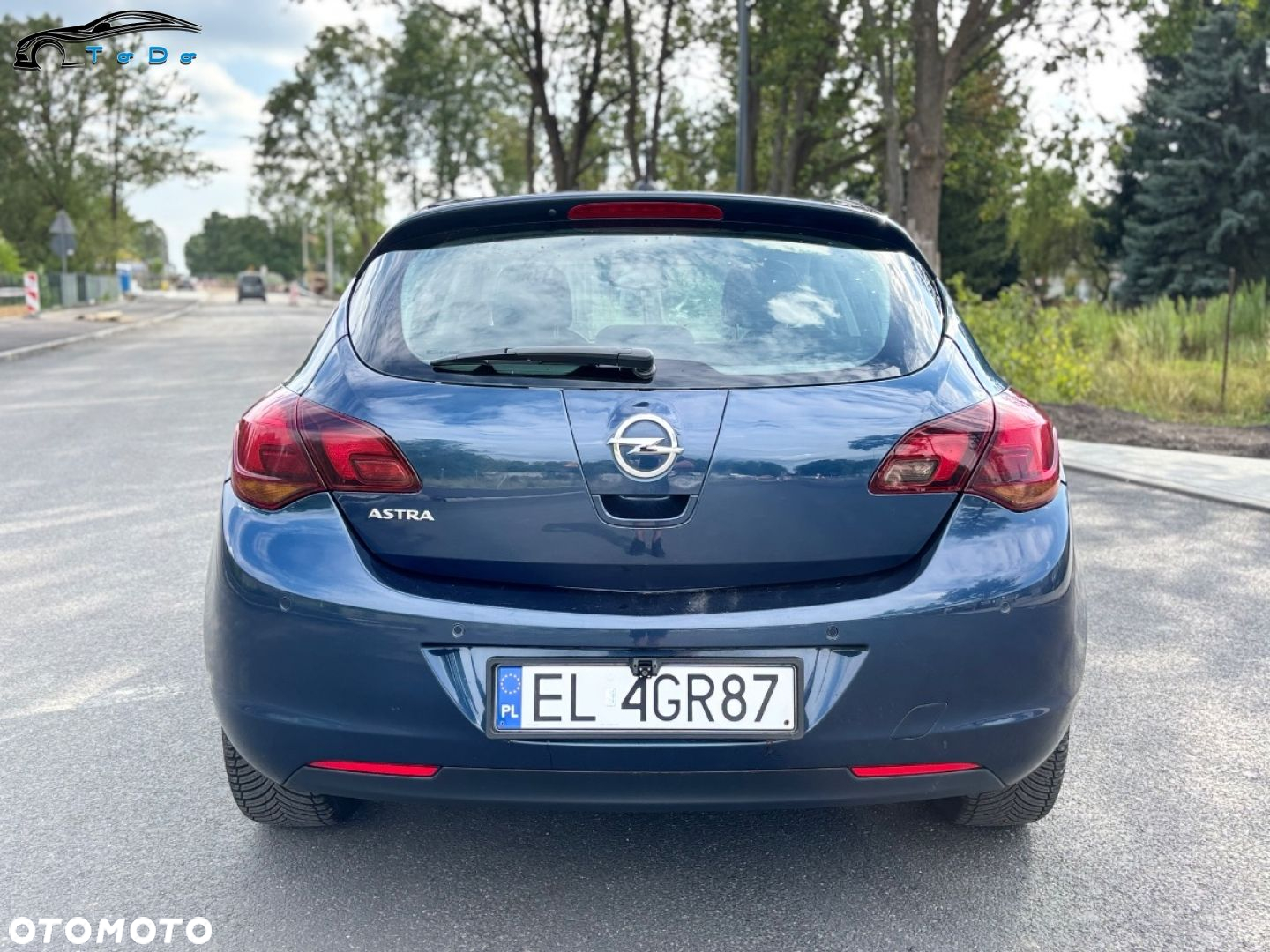 Opel Astra IV 1.6 Cosmo EU6 - 11