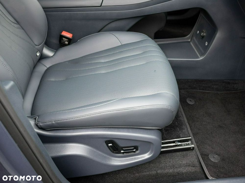 Geely Starray - 28