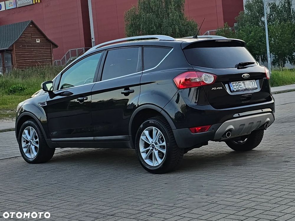 Ford Kuga 2.0 TDCi FWD Titanium - 4