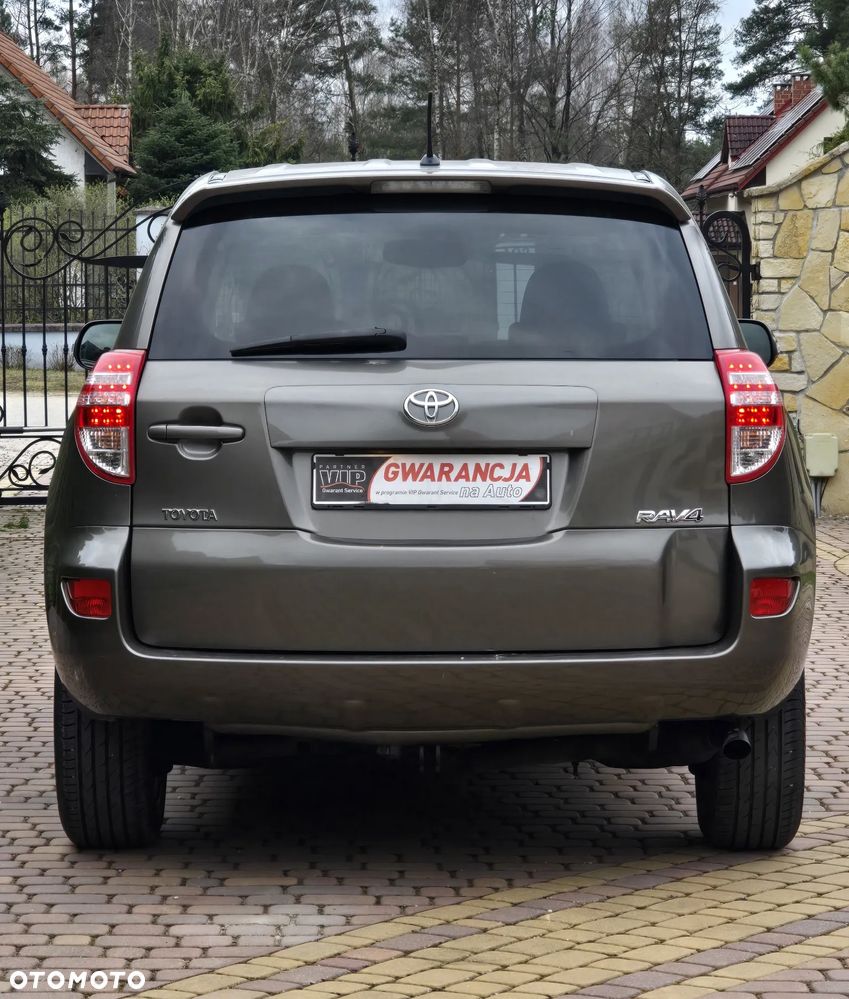 Toyota RAV4 2.0 VVT-i Premium - 7