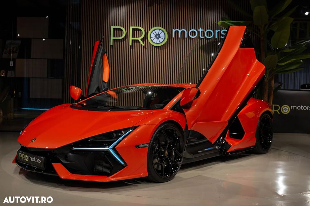 Lamborghini Revuelto - 2