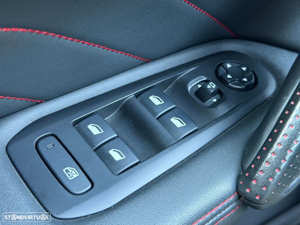 Peugeot 308 1.6 PureTech GT - 34