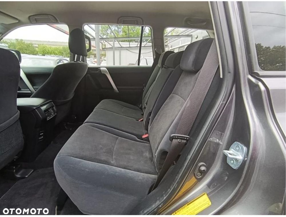 Toyota Land Cruiser LC 2.8 D-4D Prado - 6