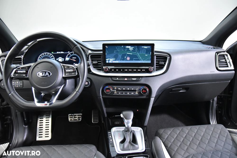 Kia Ceed 1.5 T-GDI GT Line - 9