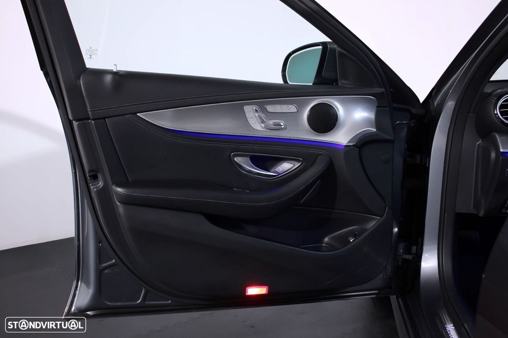 Mercedes-Benz E 220 d AMG Line - 5