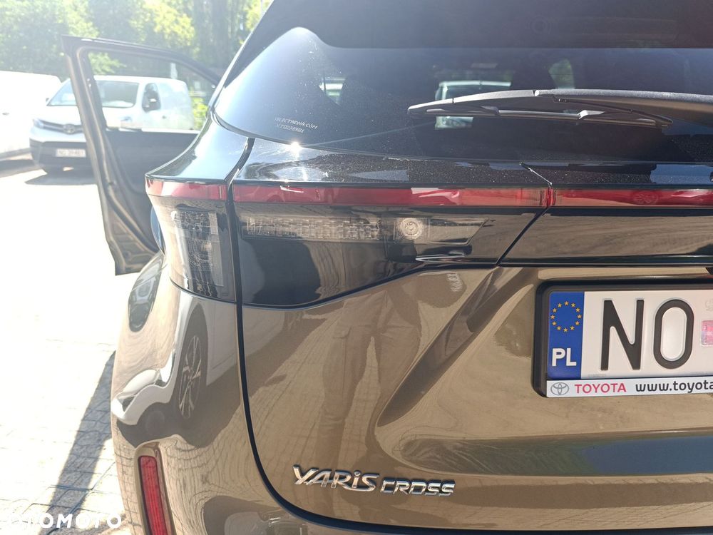 Toyota Yaris Cross Hybrid 1.5 Adventure - 36