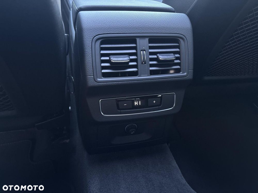 Audi Q5 Sportback - 25