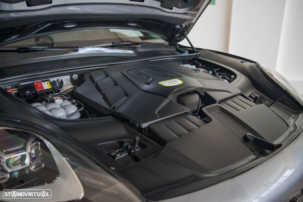 Porsche Cayenne Coupé - 32