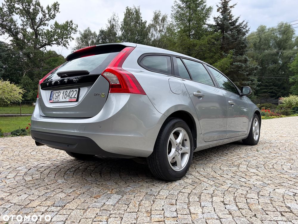 Volvo V60 D2 Kinetic - 15
