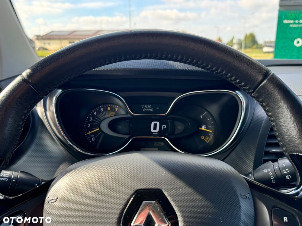 Renault Captur - 24