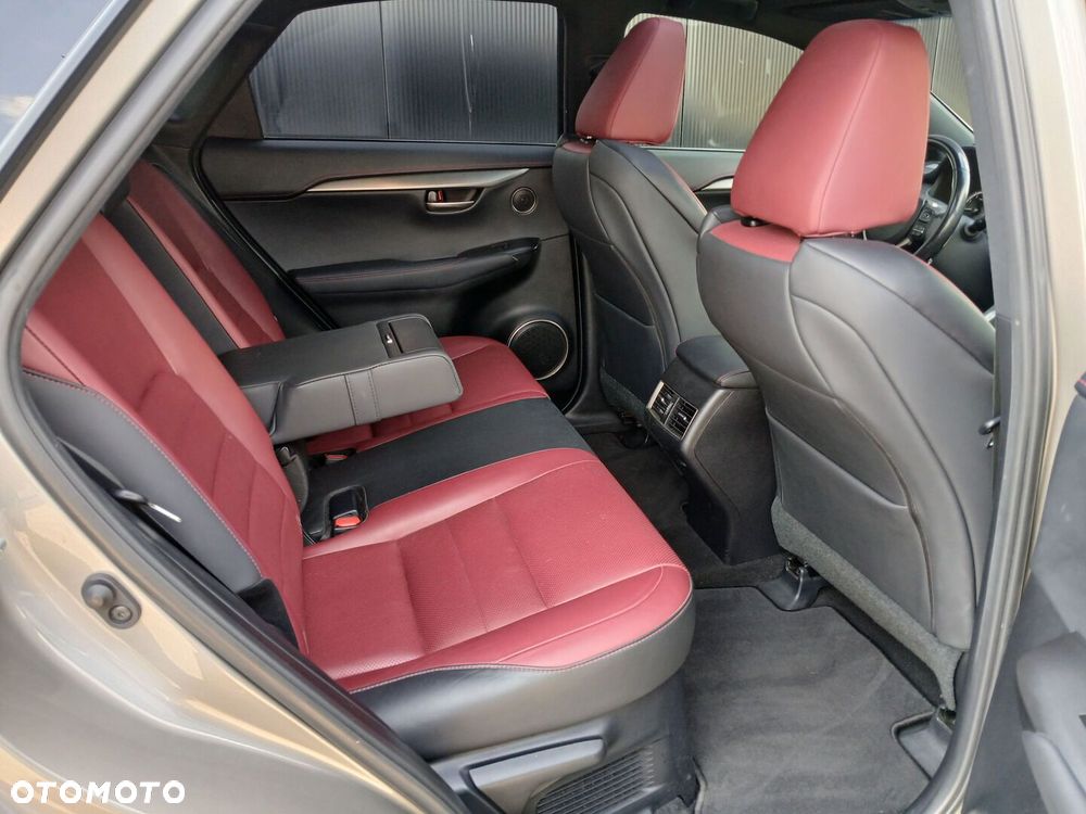 Lexus NX 200t F Sport AWD - 31
