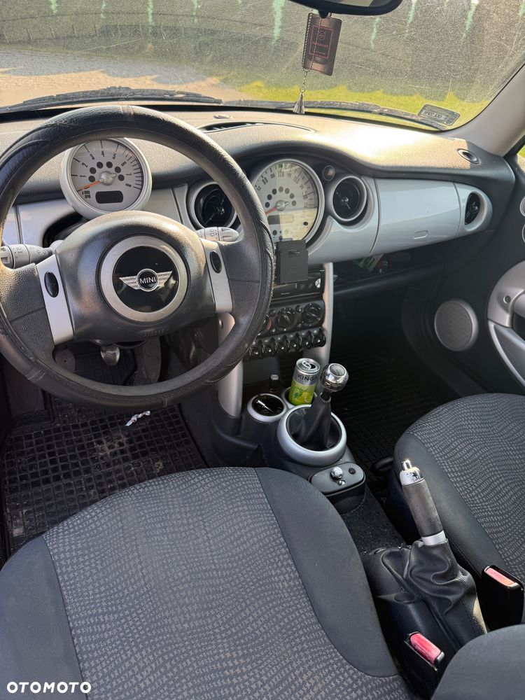 MINI Cooper Standard - 3
