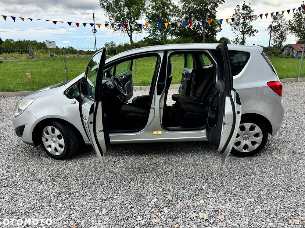Opel Meriva - 23