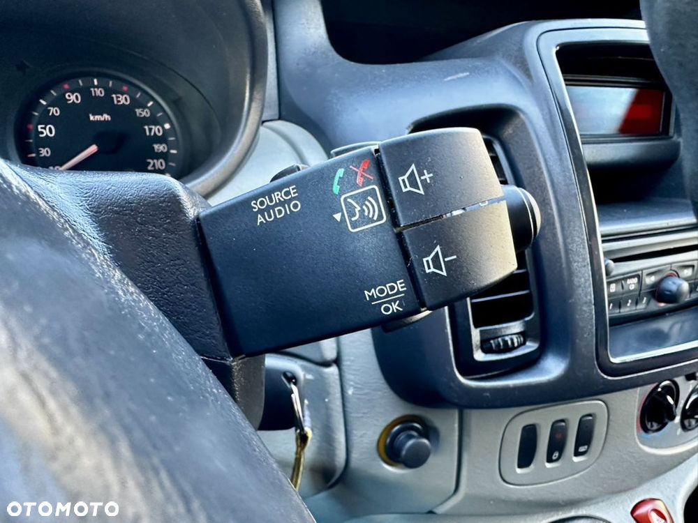 Renault trafic - 17