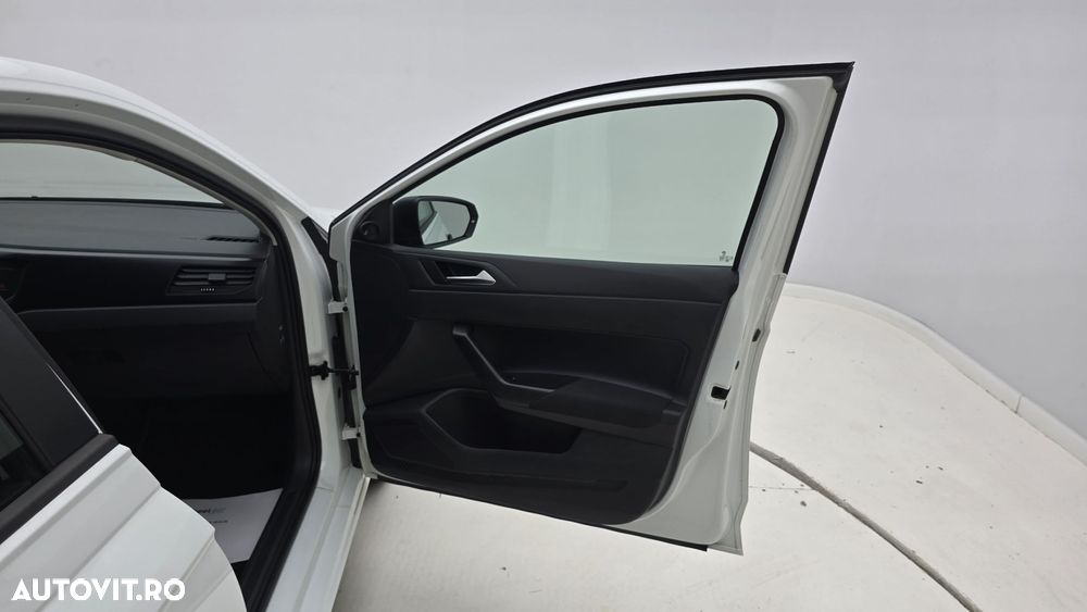 Volkswagen Polo - 18