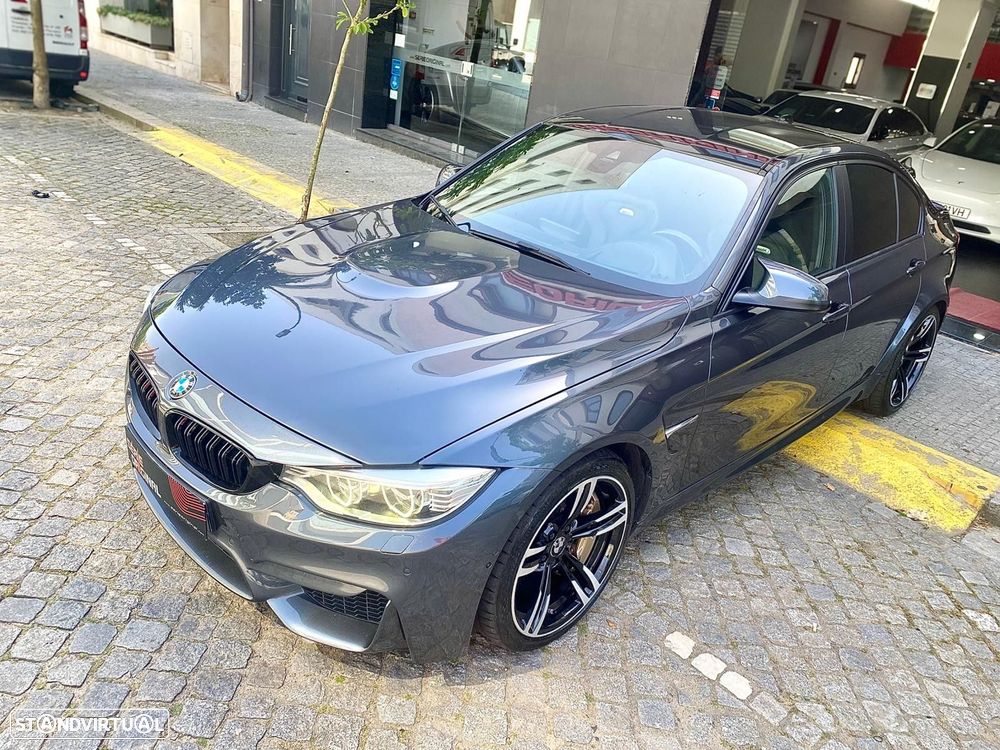 BMW M3 Auto - 2