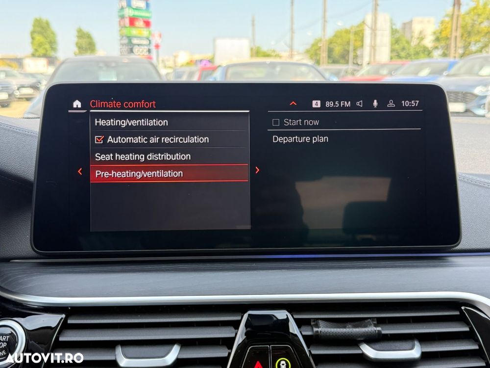 BMW Seria 5 530d xDrive AT MHEV - 35