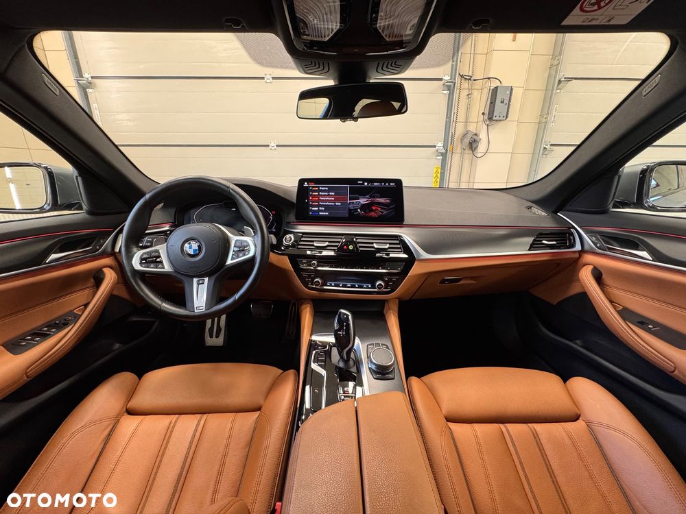 BMW Seria 5 530d xDrive mHEV M Sport sport - 4