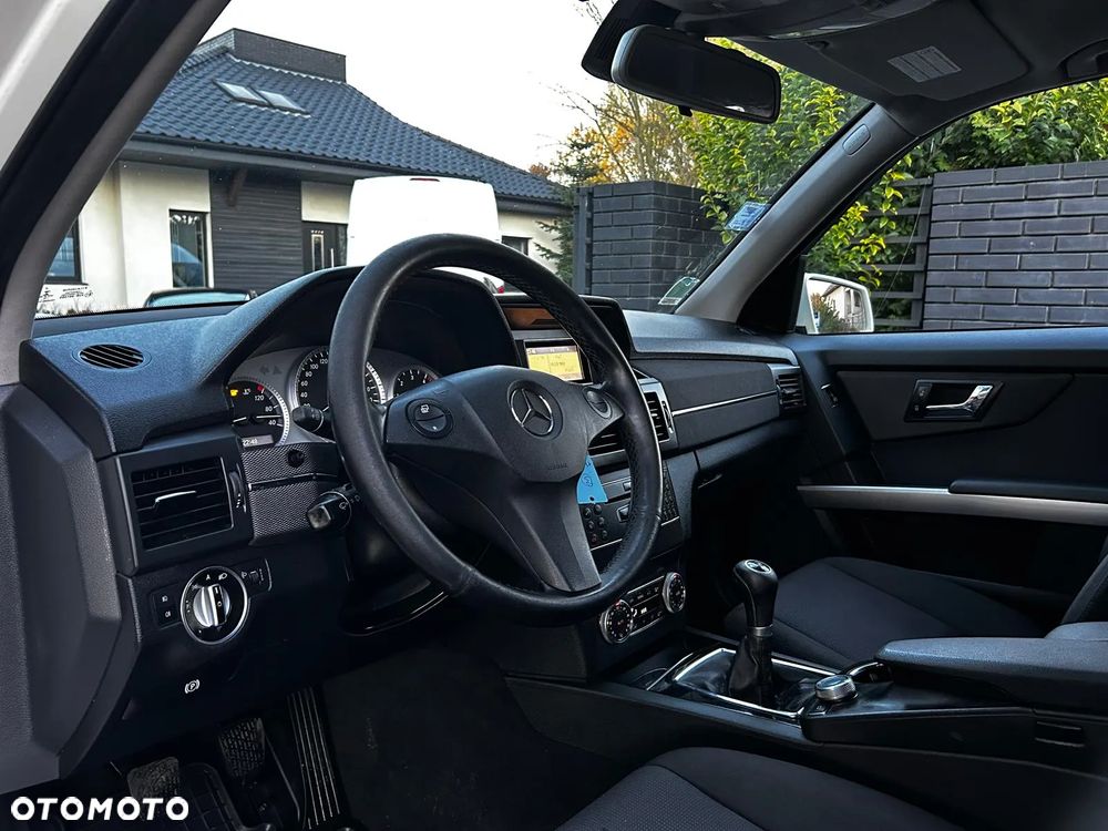 Mercedes-Benz GLK - 12