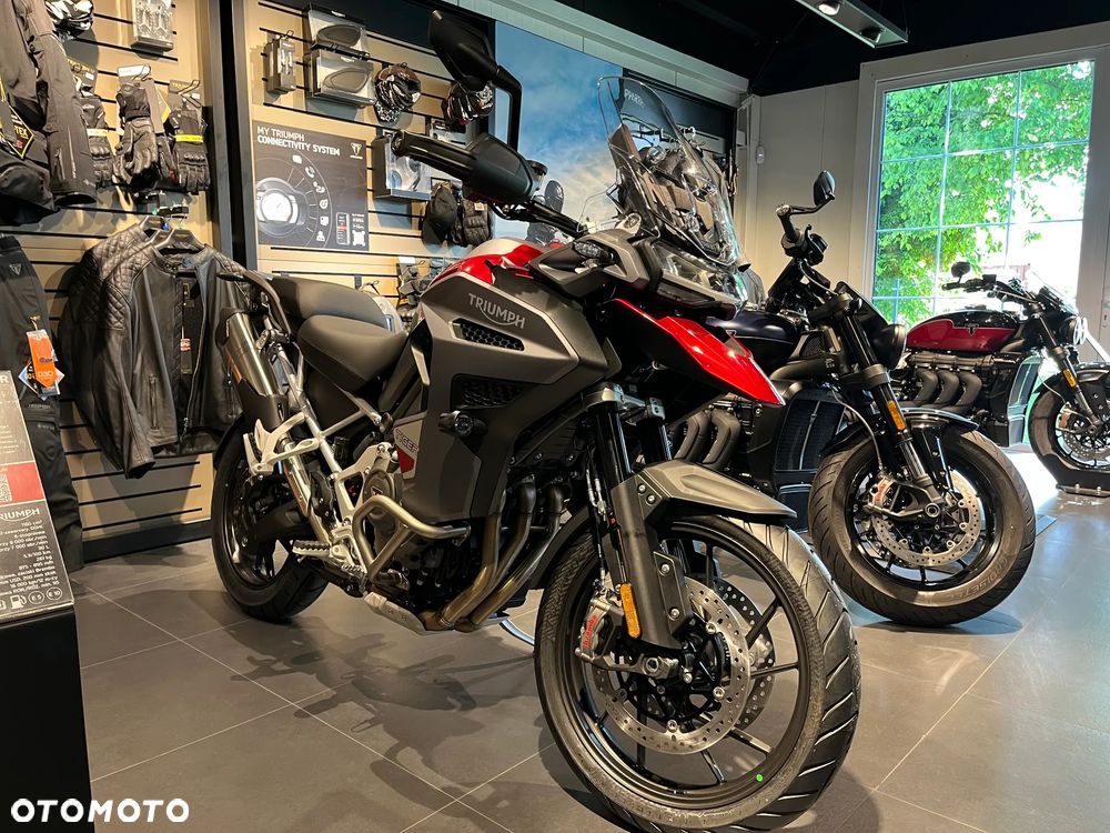 Triumph Tiger - 3