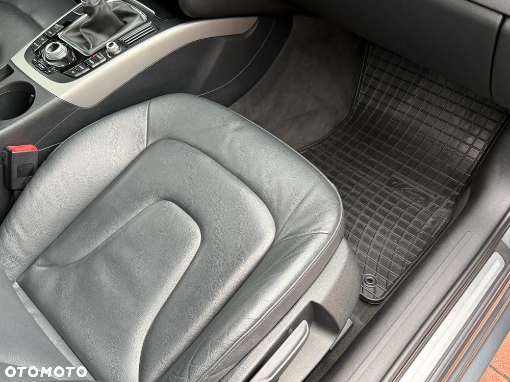 Audi A4 Limousine 2.0 TDI DPF Ambition - 29
