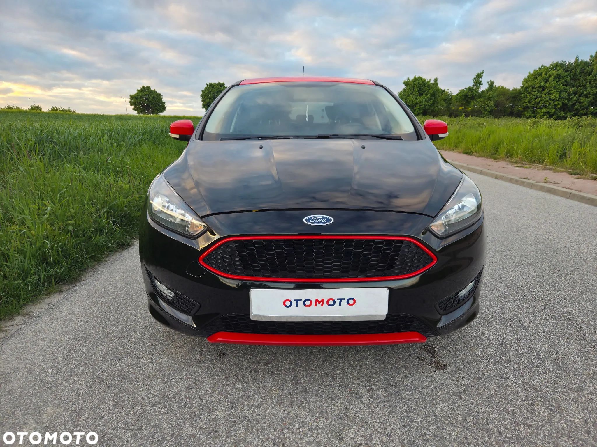 Ford Focus 1.0 EcoBoost ST-Line Red ASS - 1