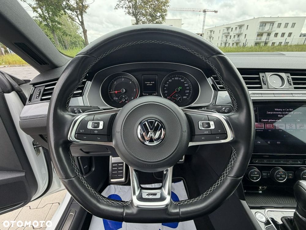 Volkswagen Arteon 2.0 TDI R-Line DSG - 26