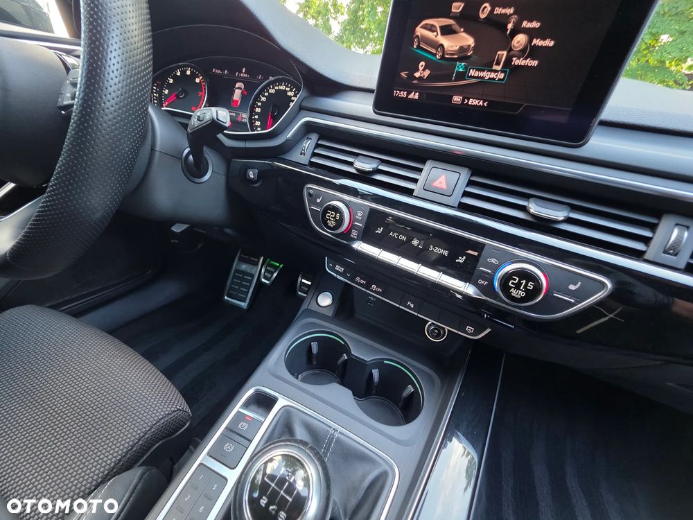Audi A4 Avant 2.0 TFSI ultra Sport - 24