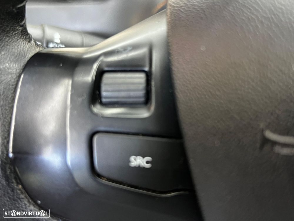 Peugeot 208 1.6 BlueHDi Allure - 22